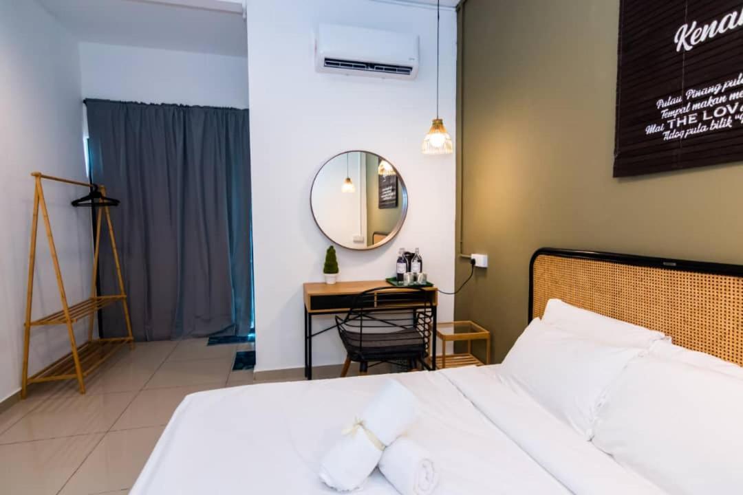 The Best Hotel In Bayan Lepas - The Lov Penang Buitenkant foto