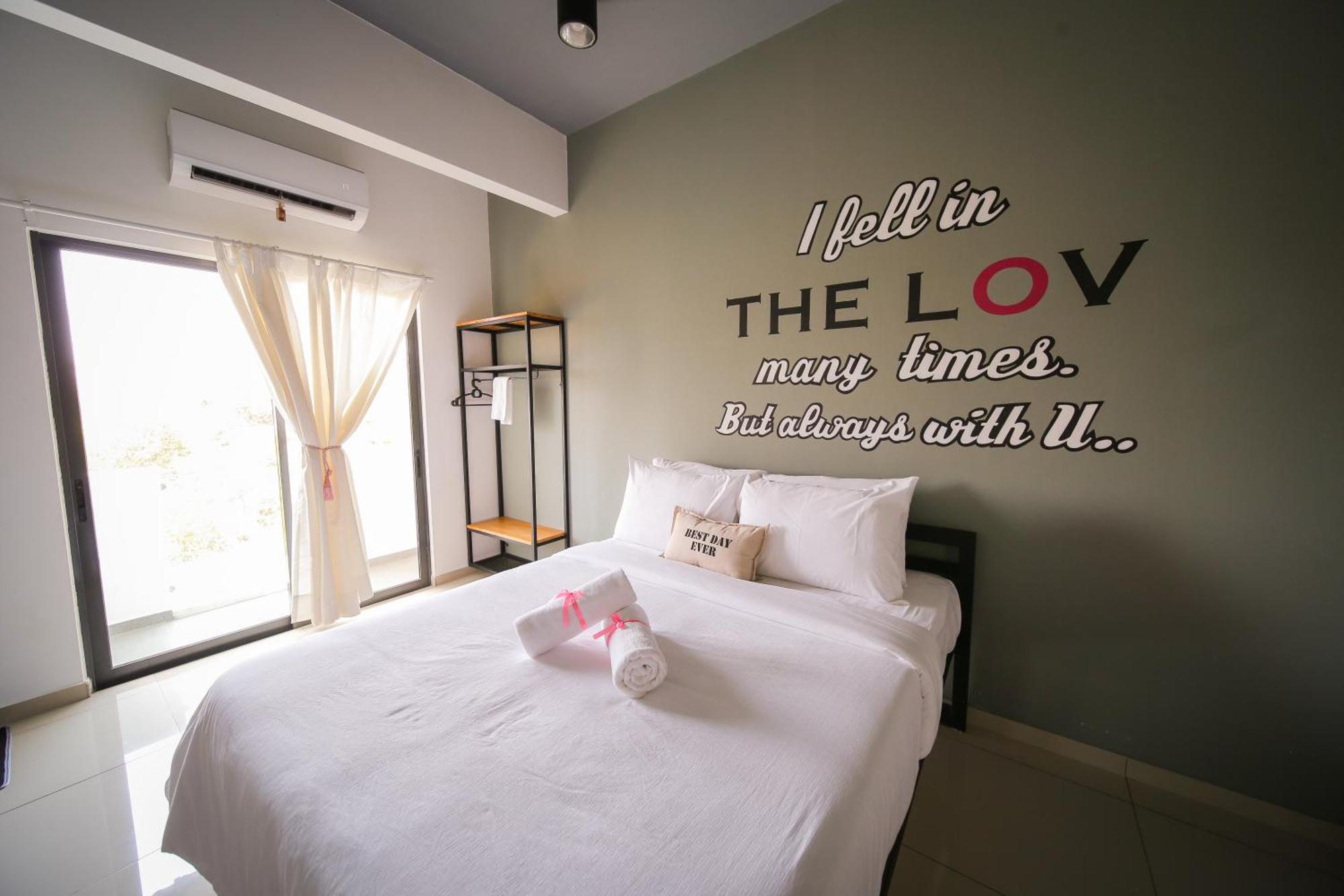 The Best Hotel In Bayan Lepas - The Lov Penang Buitenkant foto